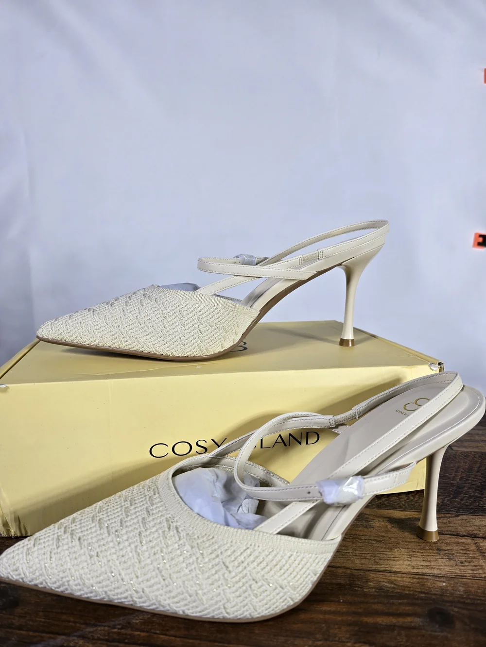 Cosy Island Women's Cream Slingback Pointed Toe Heels Size 11